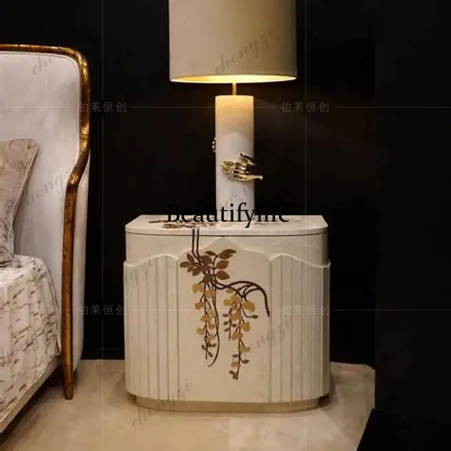 B567 Italian light luxury beds - Home Lighting & Decor St Catharines On recension och pris